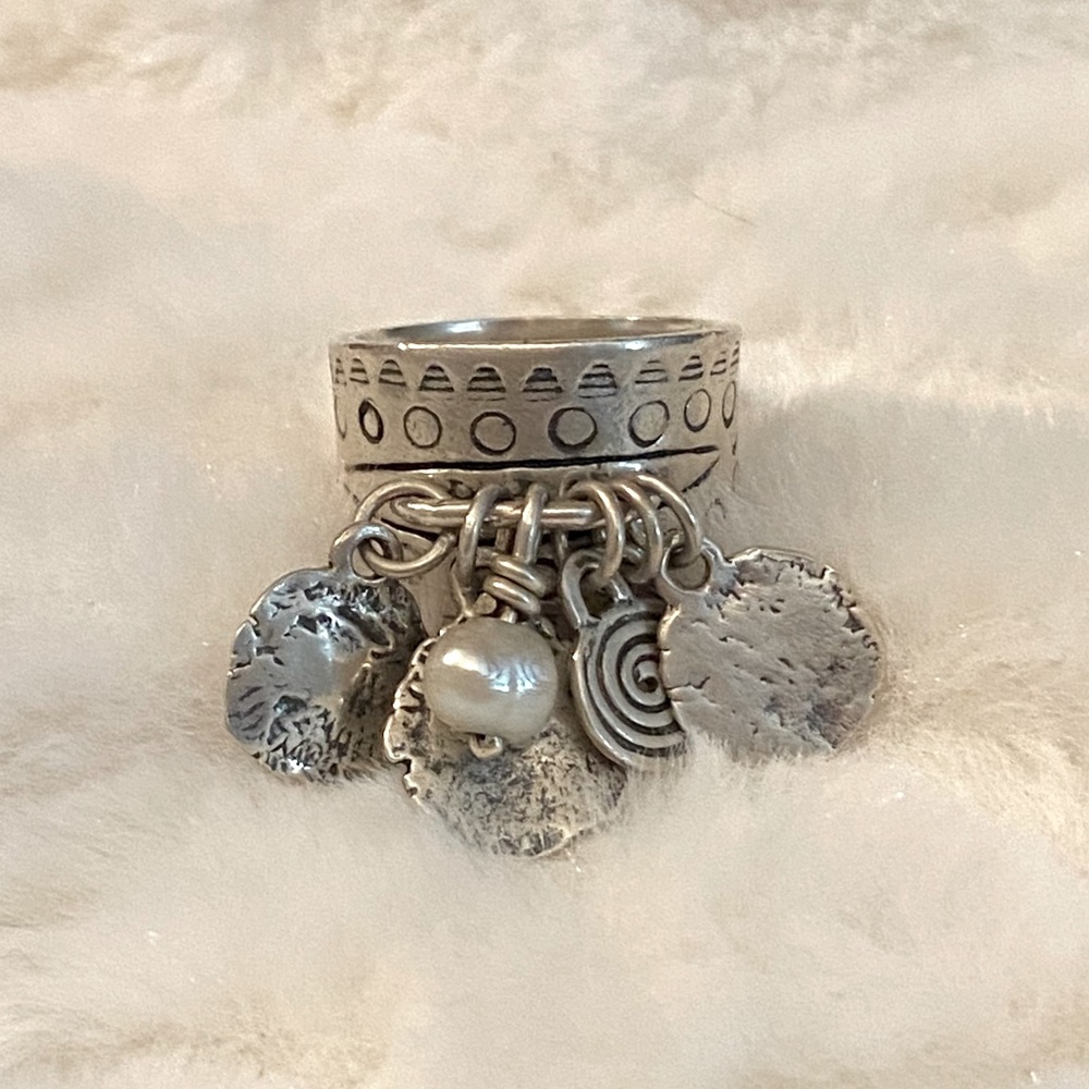 Silpada Sterling Silver & Pearl Cha Cha Ring